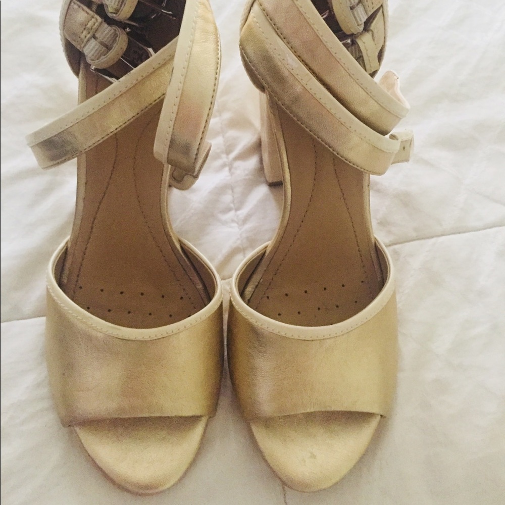 Donated to charity 😀 Gold sandals